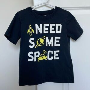3/$10 Carter’s Outer Space Black Tshirt 5T